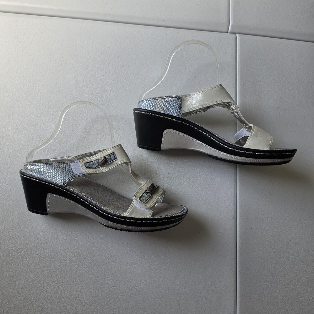 Alegria Sandals Womens Size 8 EU 39 Silver Leather Slingback Wedge Comfort